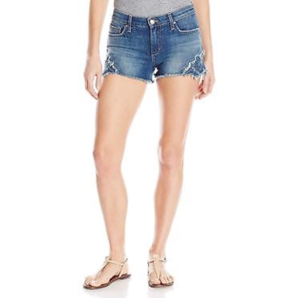 🆕Joe’s cutoff shorts with embroidery😍Thula blue.